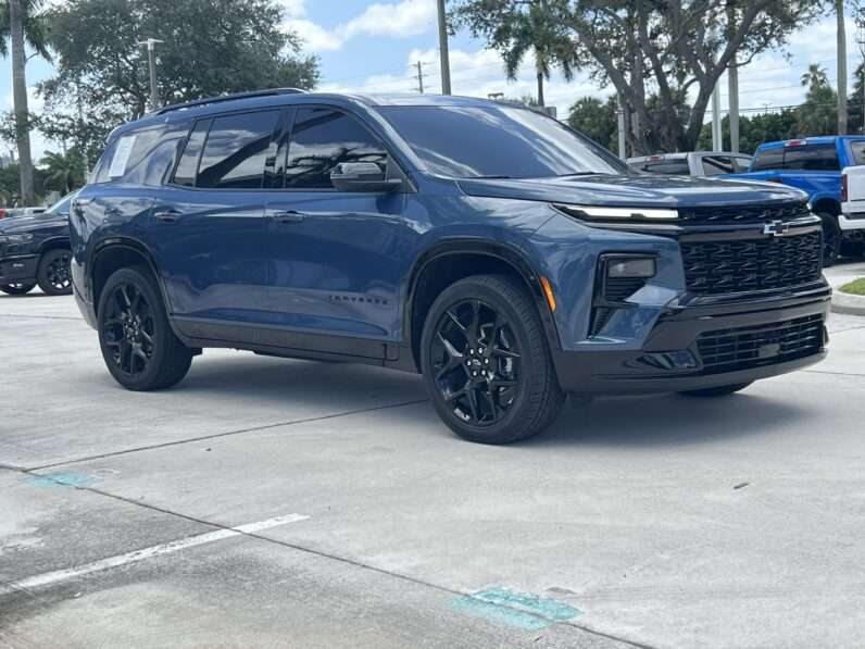 Pre-Owned 2024 Chevrolet Traverse FWD RS Sport Utility