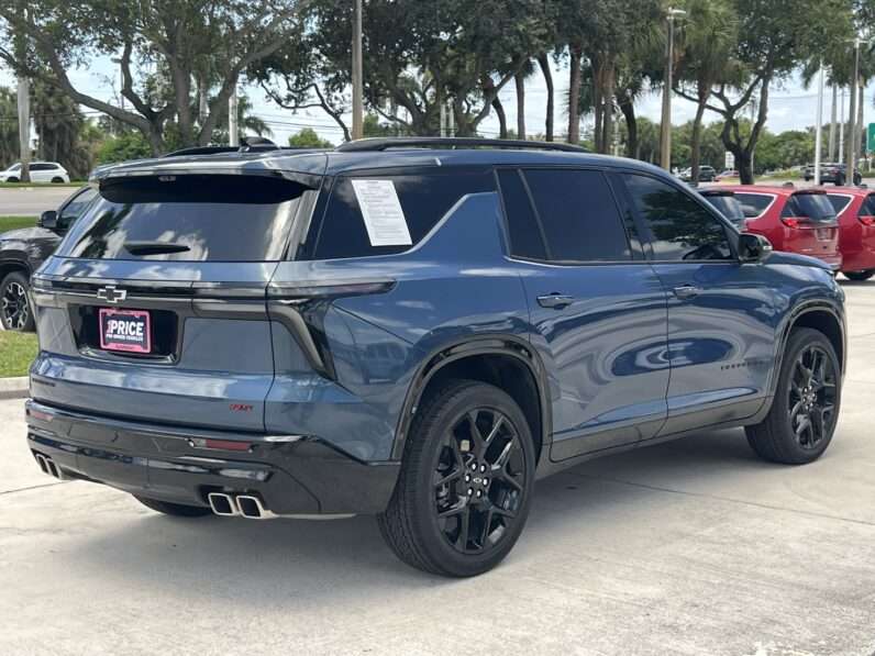 Pre-Owned 2024 Chevrolet Traverse FWD RS Sport Utility