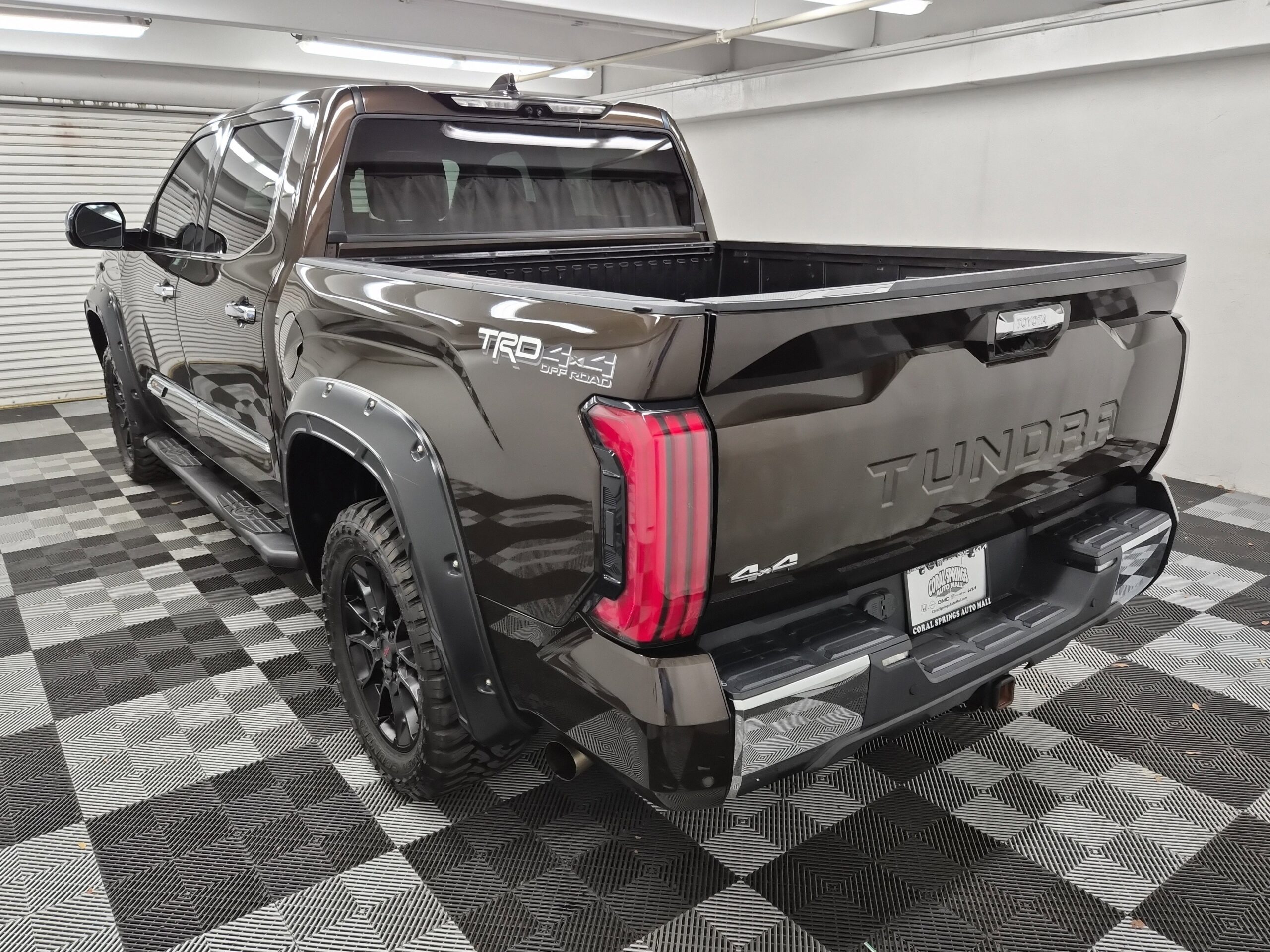 Pre-Owned 2022 Toyota Tundra 4WD 1794 Edition Pick-up